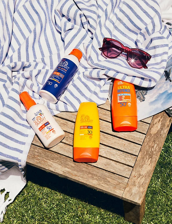 Sun Smart Sun Cream Active Sport Aerosol Spray SPF50 150ml 2 Sun Smart Sun Cream Active Sport Aerosol Spray SPF50 150ml - Image 2