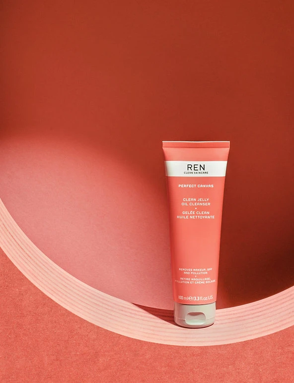 REN Cleansers & Toners Clean Jelly Oil Cleanser 100ml 5 REN Cleansers & Toners Clean Jelly Oil Cleanser 100ml - Image 5
