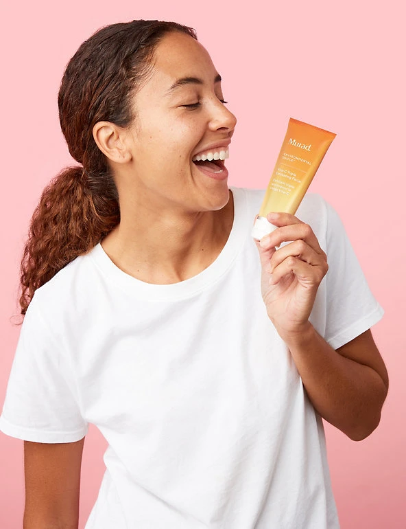 Murad® Cleansers & Toners Vita-C Exfoliating Facial 80ml 7 Murad® Cleansers & Toners Vita-C Exfoliating Facial 80ml - Image 7